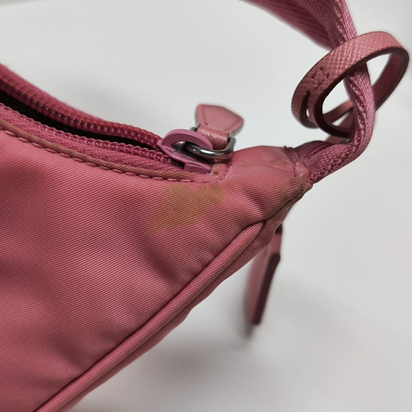 Re-Edition2000 Mini Nylon Red