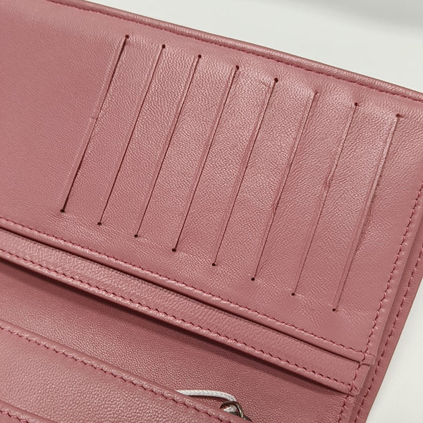 Quilted Lambskin Wallet Pink
