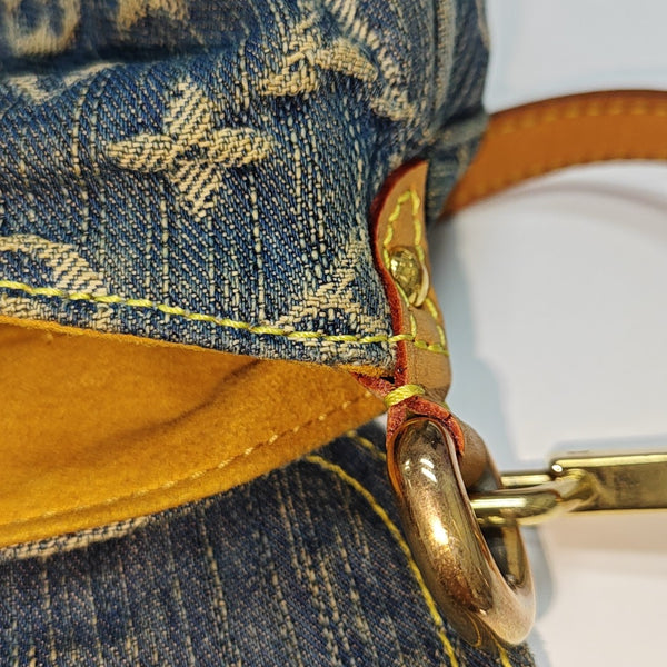 PLEATY Monogram Denim Blue