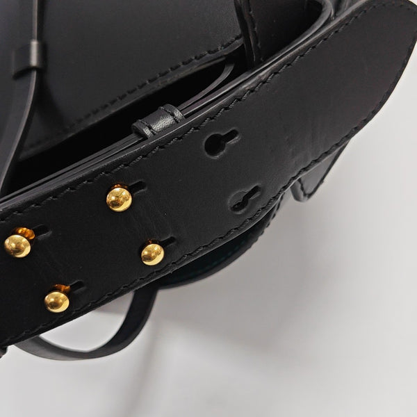 The Bucket Calfskin Black