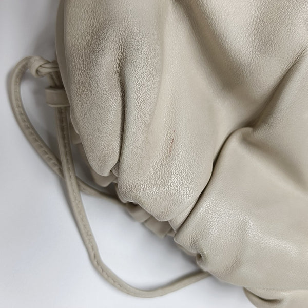 The Pouch Mini Calfskin Beige