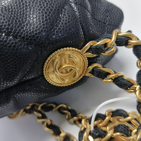Quilted Lambskin Bucket Bag Black