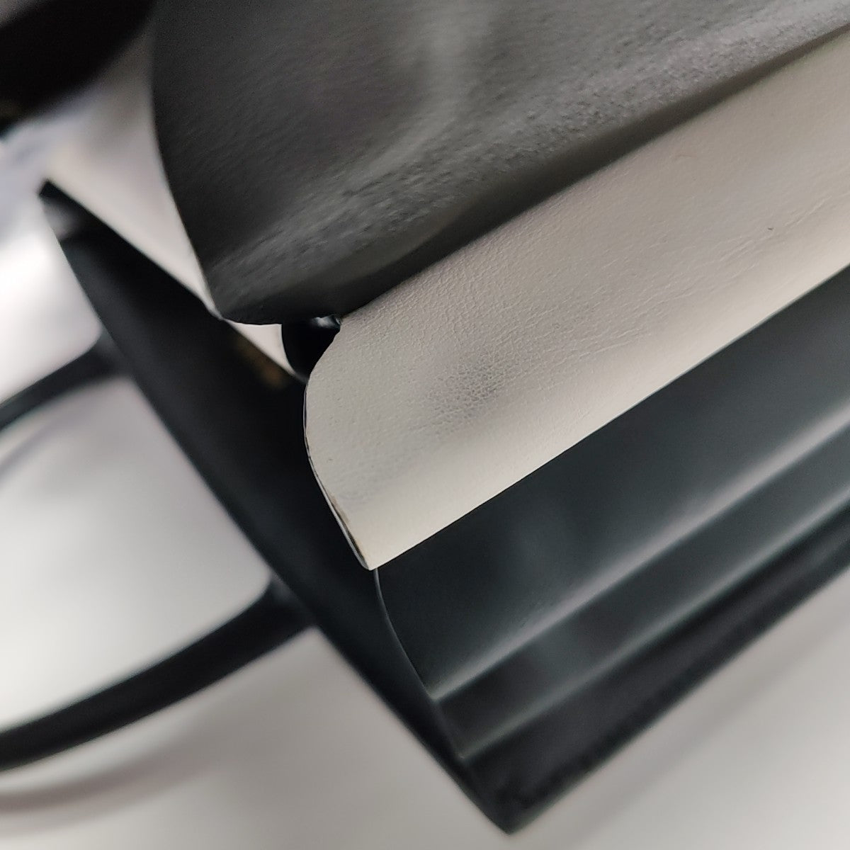 Esplanade Saffiano Calfskin Black