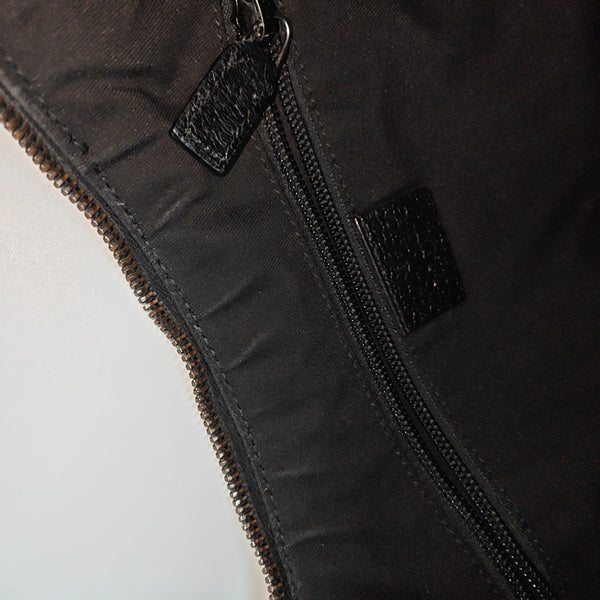 Monogram Canvas Black