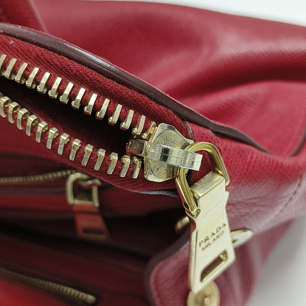 Calfskin Shoulder Bag Red
