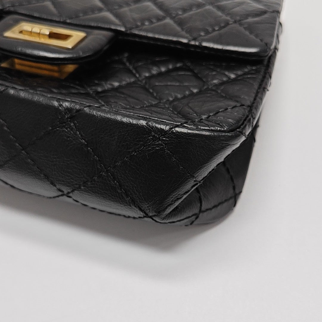 2.55 224 (mini) Quilted Vintage Calf Black