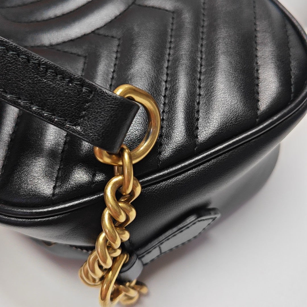 GG Marmont Small Quilted Calfskin Black
