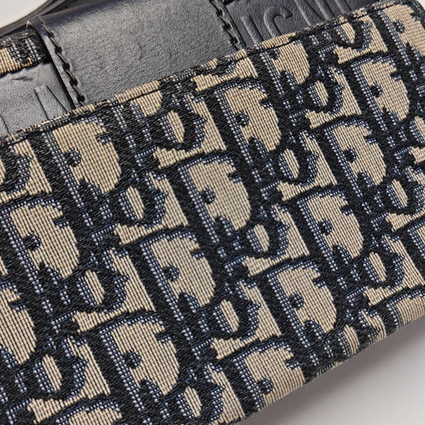 30 Montaigne Mini Oblique Canvas Blue