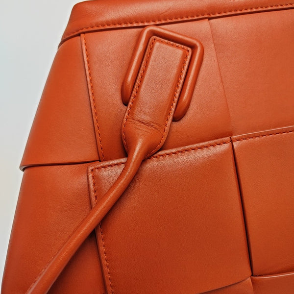 Arco Small Calfskin Orange