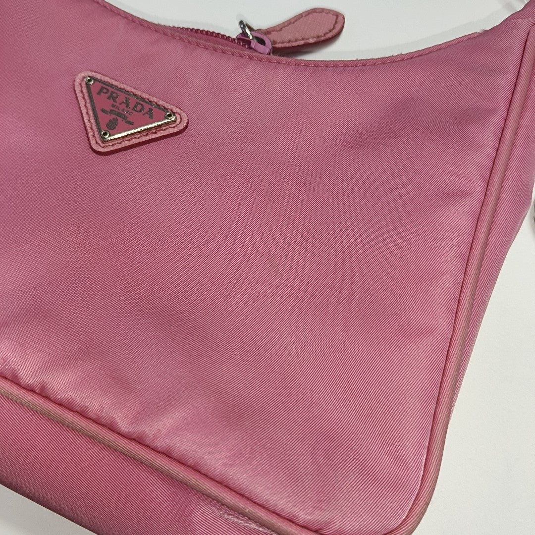 Re-Edition2000 Mini Nylon Red