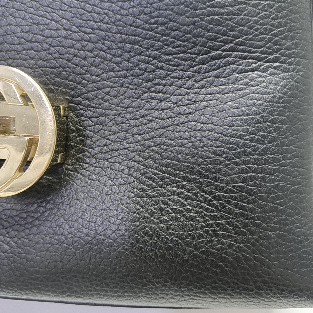 Interlocking G Large Calfskin Black