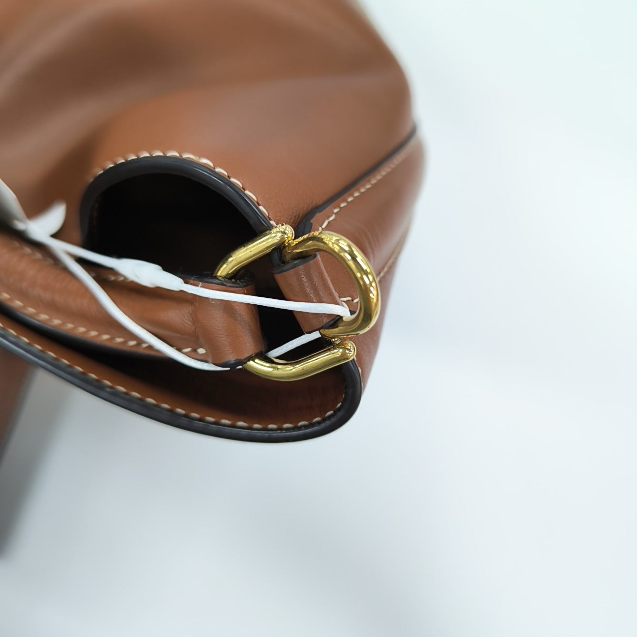 BUCKET 16 Calfskin Brown