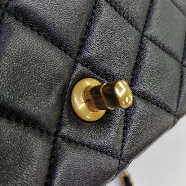 Quilted Lambskin Shoulder Bag Black