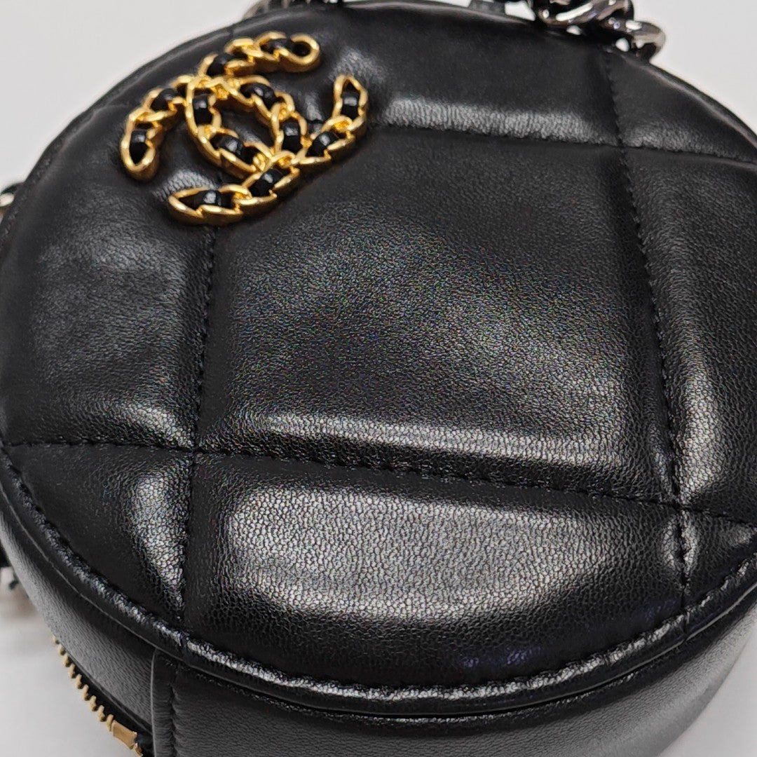 CHANEL 19 Small Quilted Lambskin Black