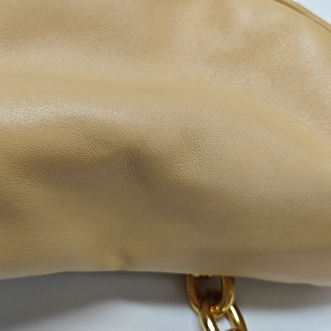 The Pouch Mini Calfskin Beige