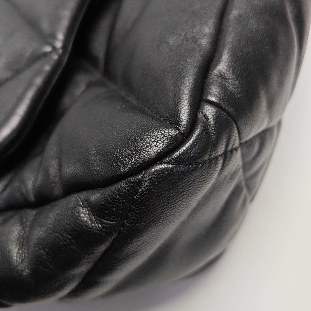 CHANEL 19 Maxi Quilted Lambskin Black