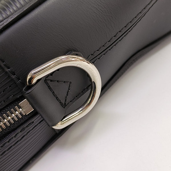 Epi Shoulder Bag Black