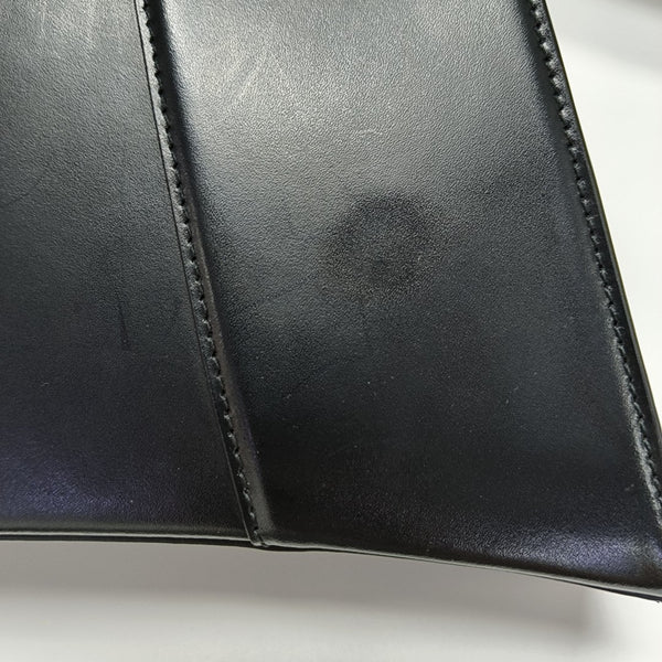 Hourglass Calfskin Black