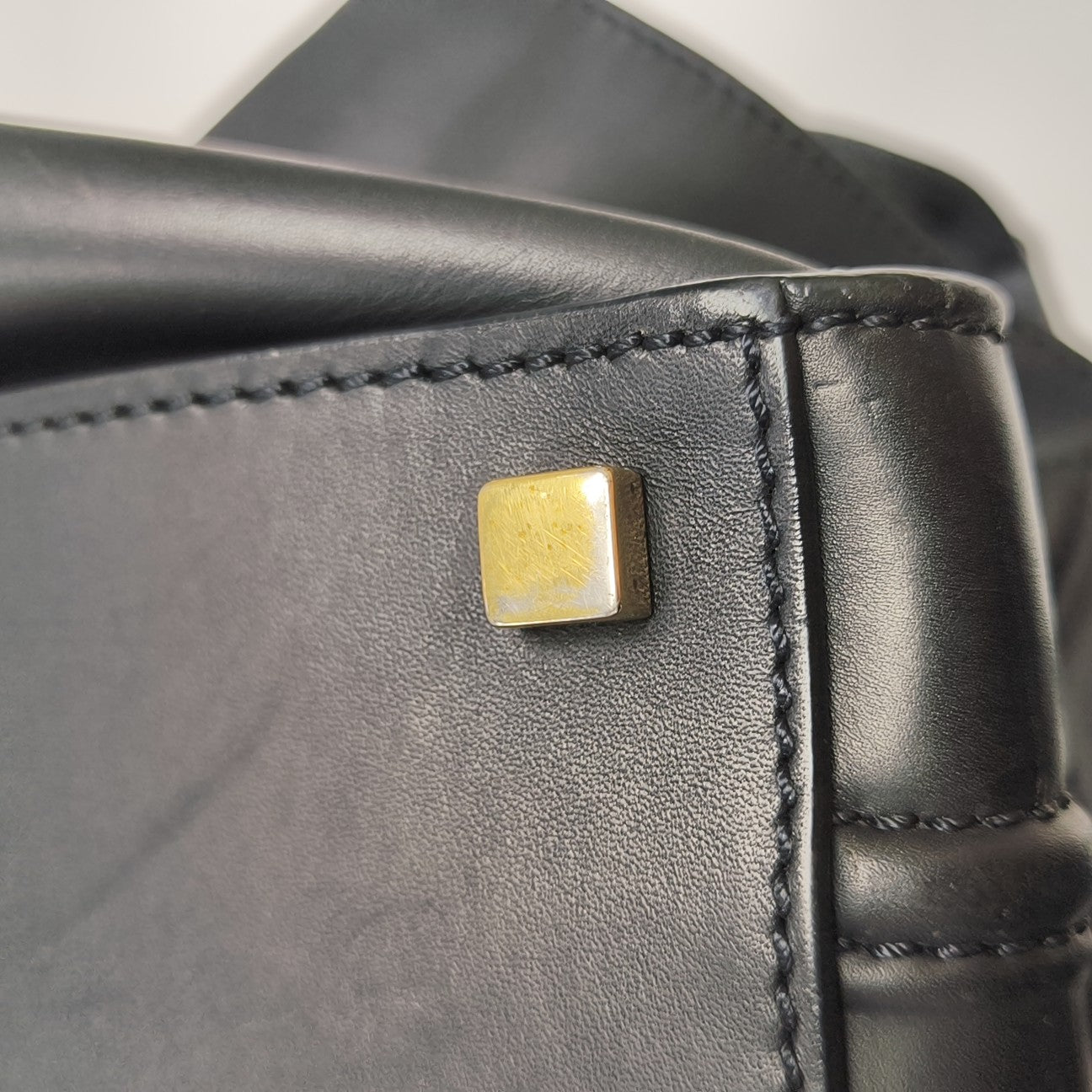 PHANTOM Medium Calfskin Black