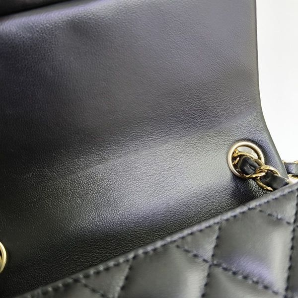 CLASSIC FLAP Mini Quilted Lambskin Black