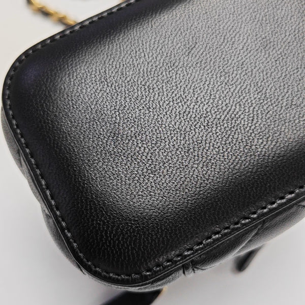 VANITY CASE Mini Quilted Lambskin Black