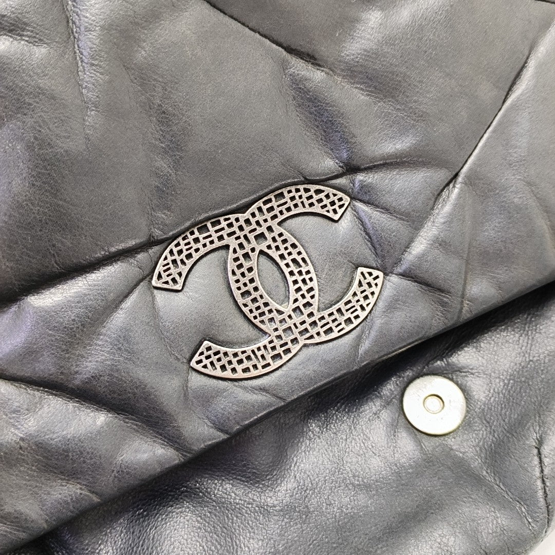Calfskin Shoulder Bag Black