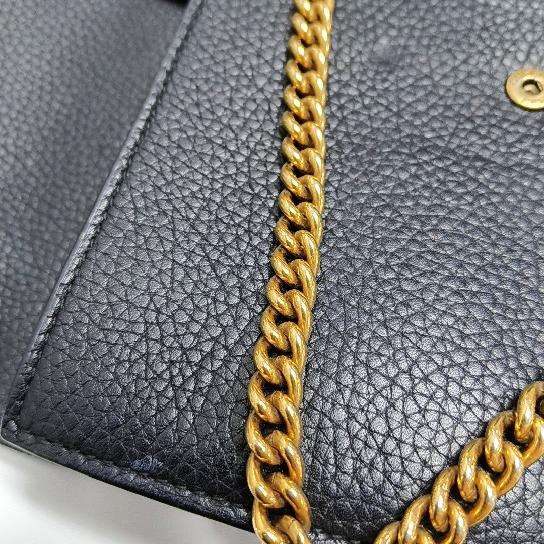 Authenticated pre-owned  GG Marmont Mini Calfskin Black - Crossbody Bag at Looply