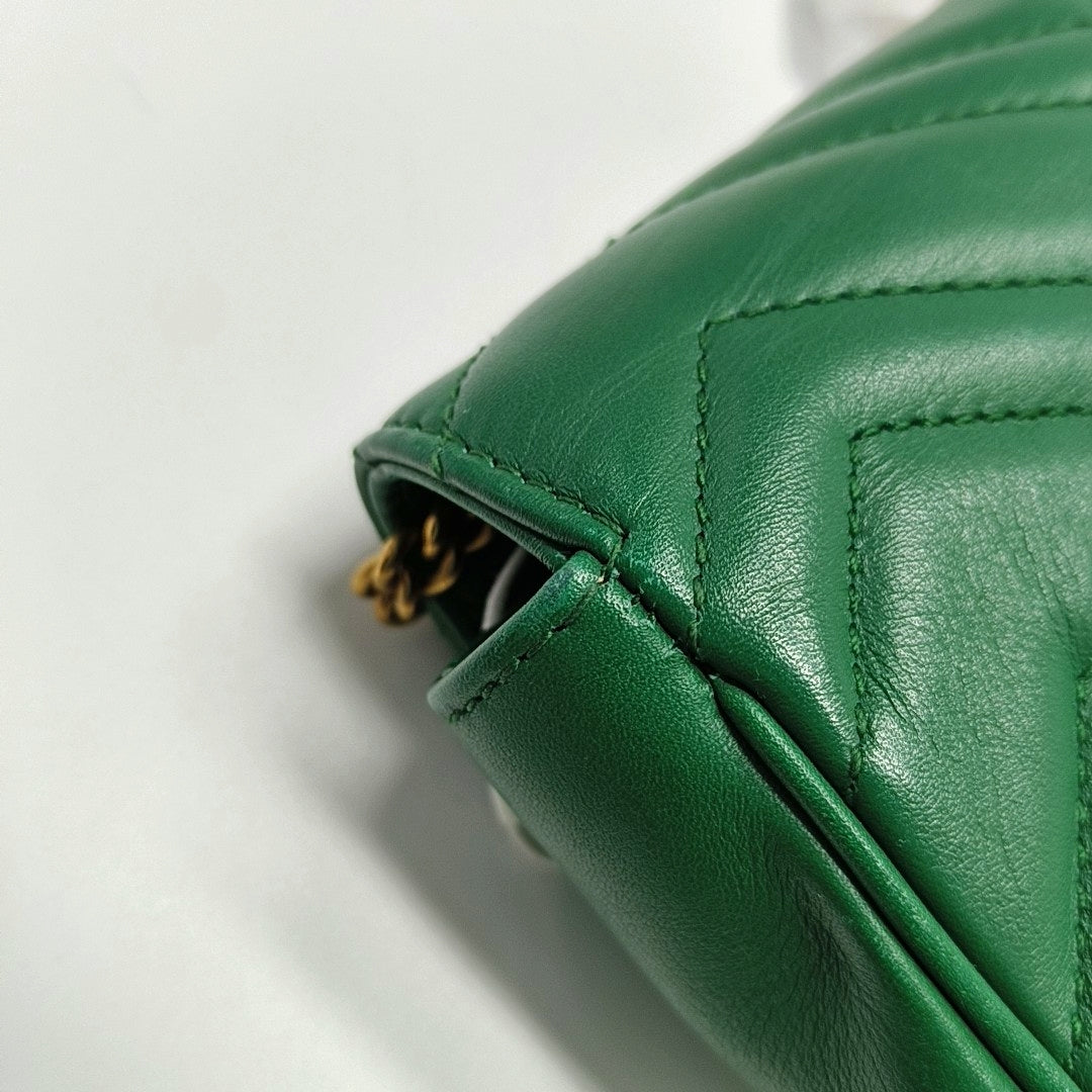 Authenticated pre-owned  GG Marmont Mini Quilted Calfskin Green - Shoulder Bag at Looply