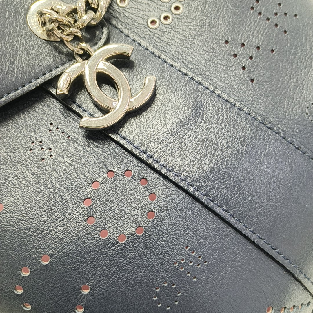 Calfskin Bucket Bag Small Blue