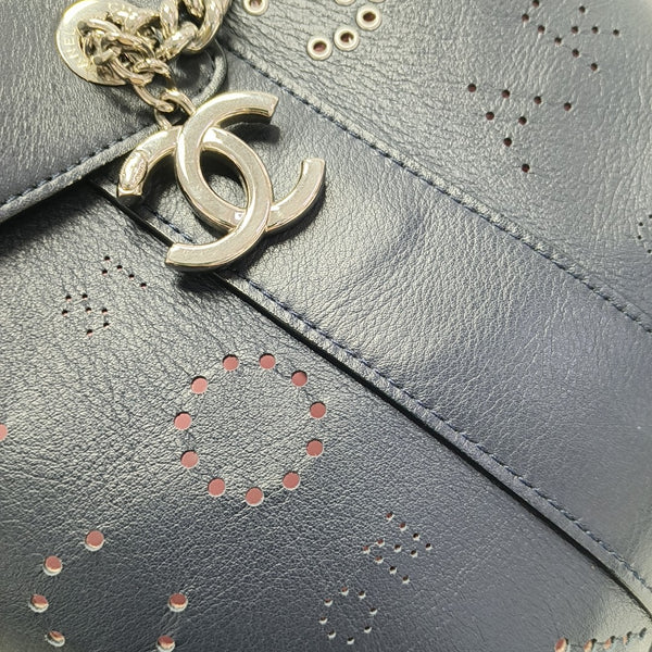 Calfskin Bucket Bag Small Blue