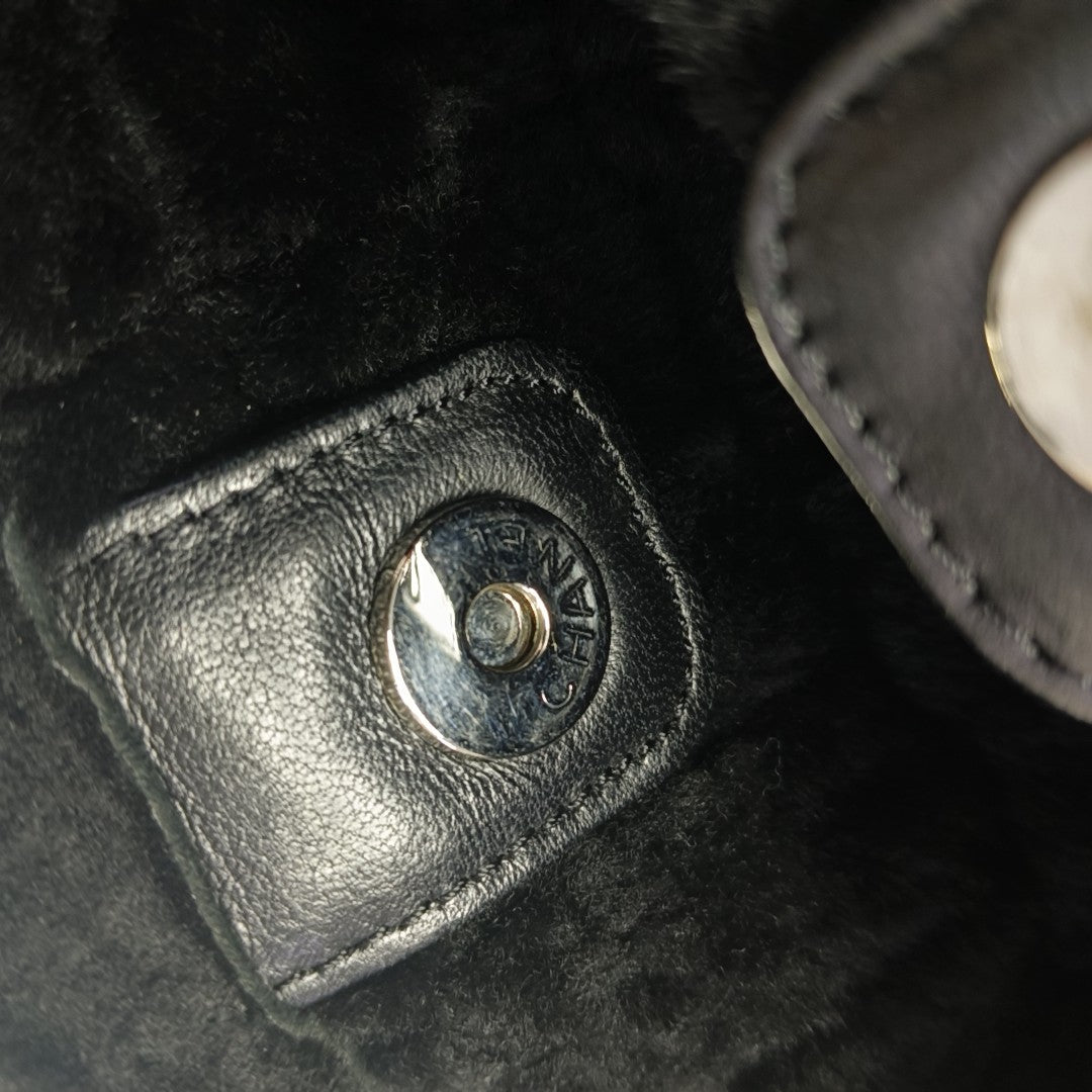Quilted Fabric Top Handle Bag Black