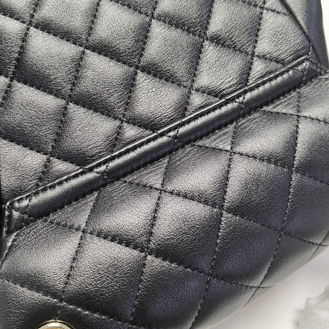 DUMA Large Quilted Calfskin Black