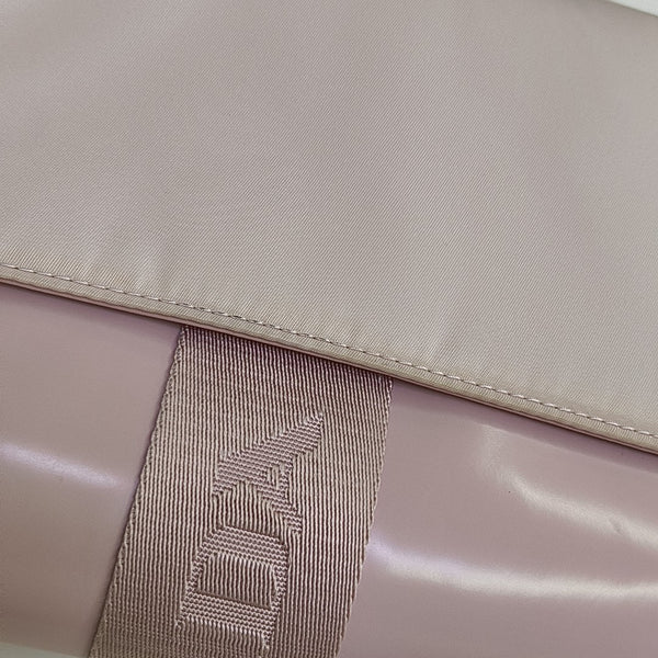 Calfskin Shoulder Bag Pink