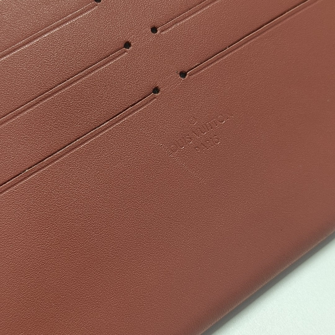 FÉLICIE Monogram Patent Leather Beige