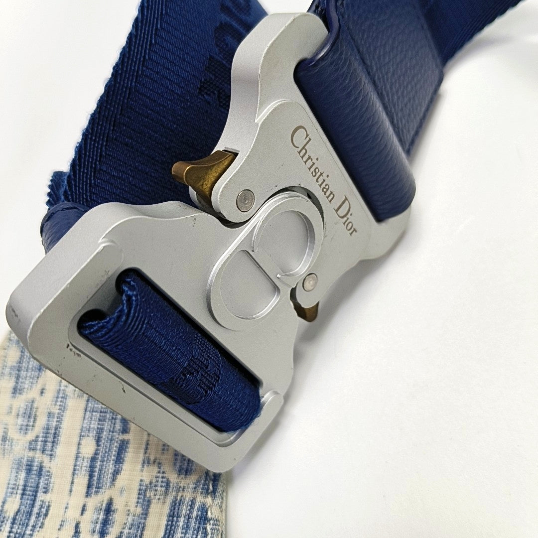 Saddle Medium Fabric Blue