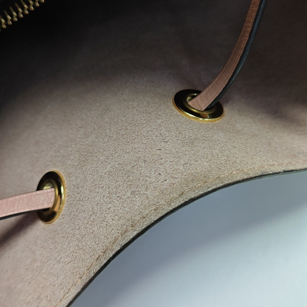 NÉONOÉ MM Monogram Coated Canvas Brown
