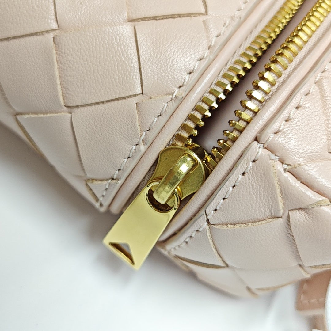 Intrecciato Calfskin Pink