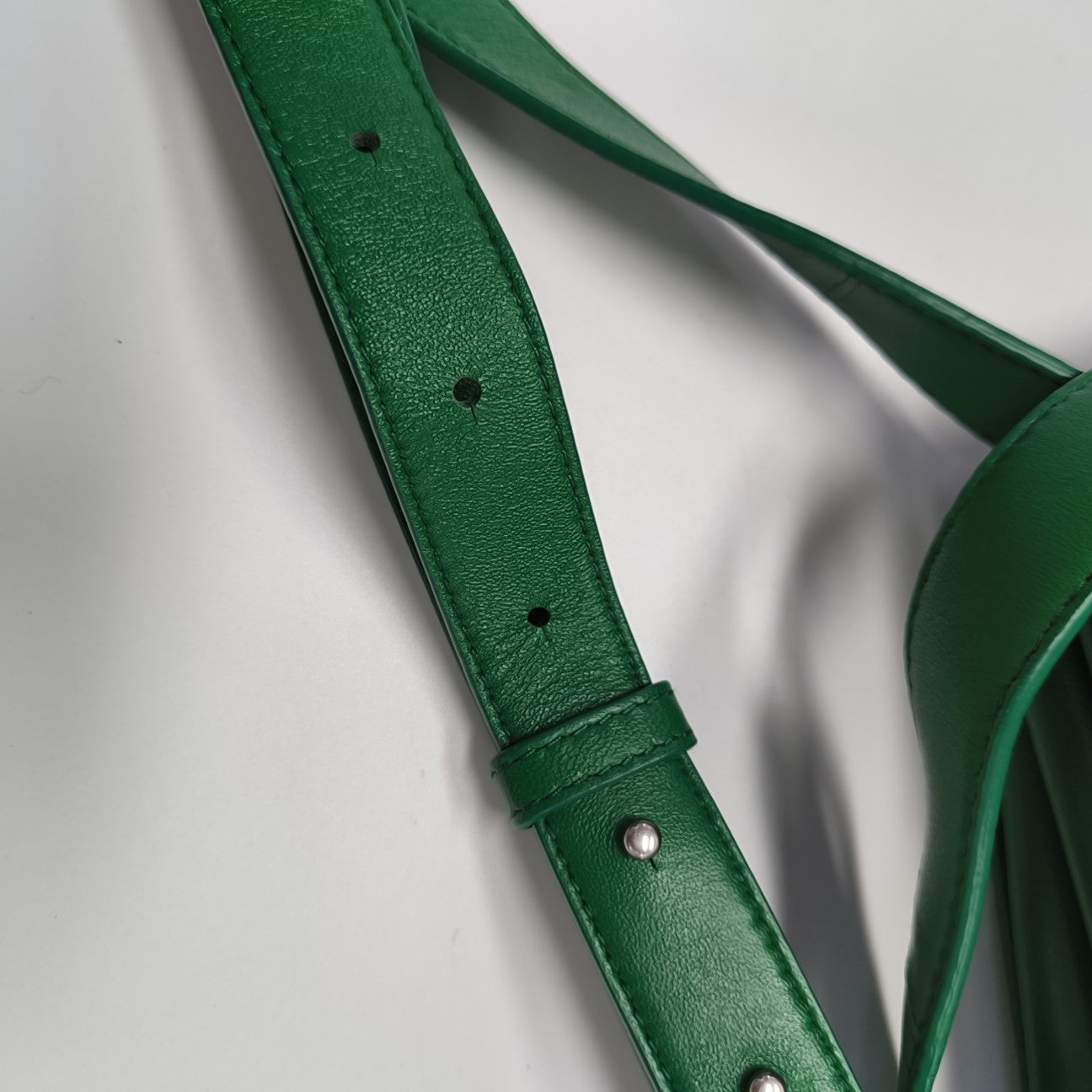 The Clip Calfskin Green