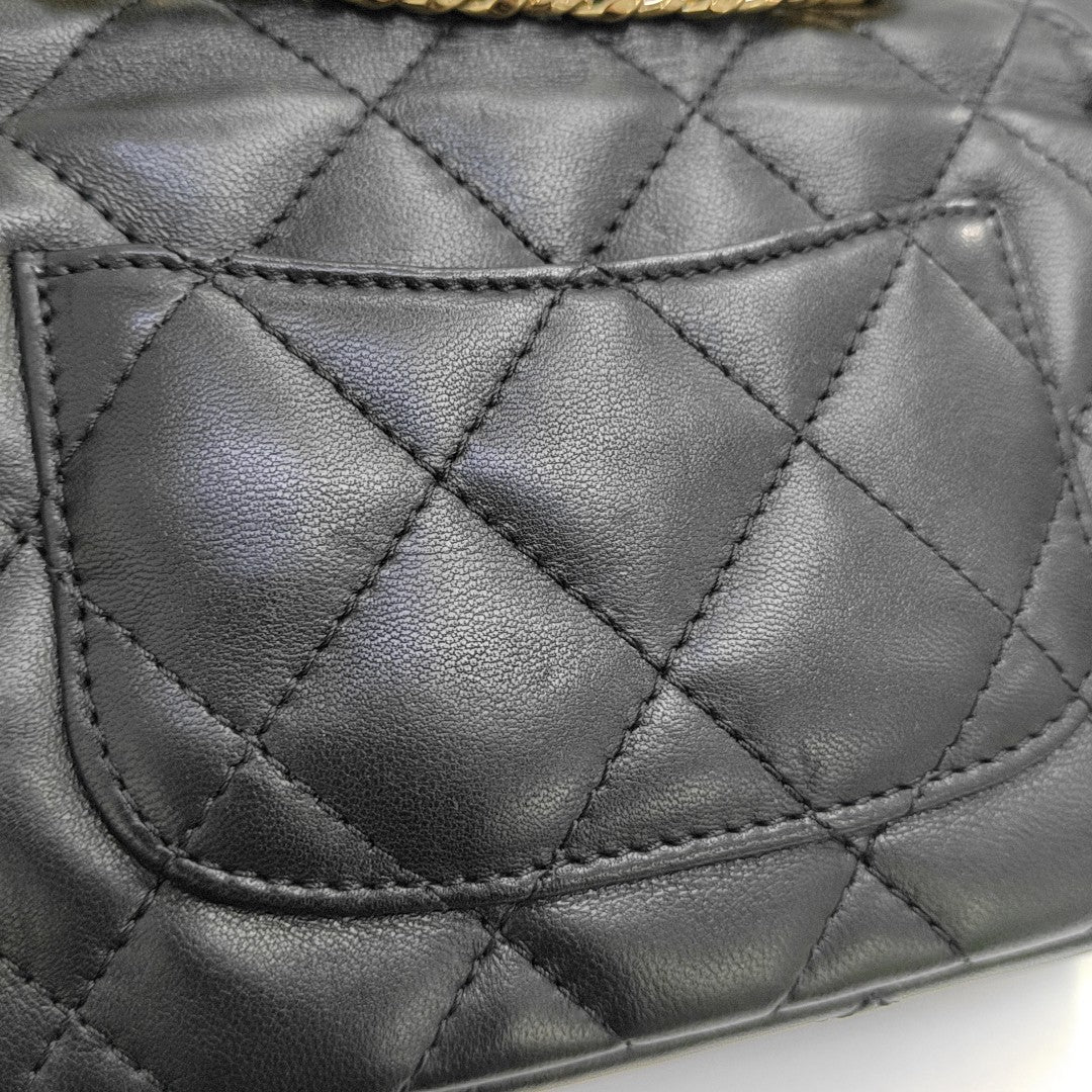 Quilted Lambskin Shoulder Bag Mini Black