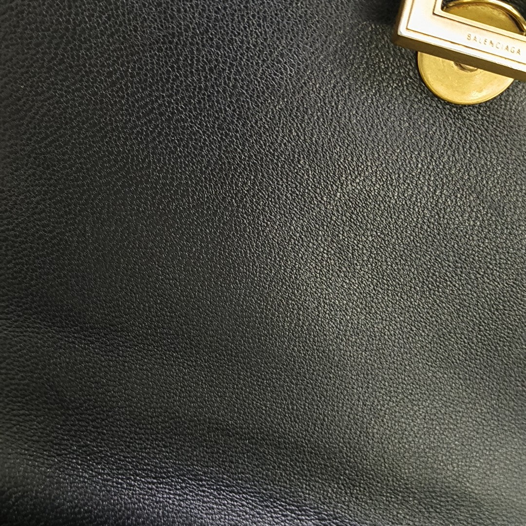 Hourglass Small Calfskin Black