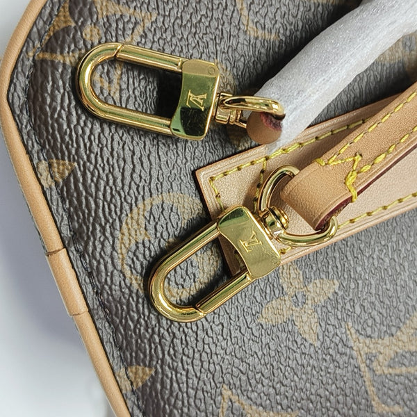 BOITE CHAPEAU Mini Monogram Coated Canvas Brown