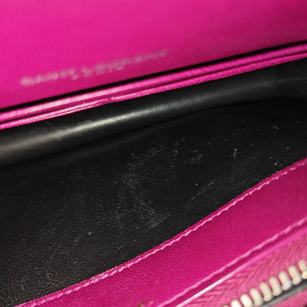 KATE WOC Velvet Red