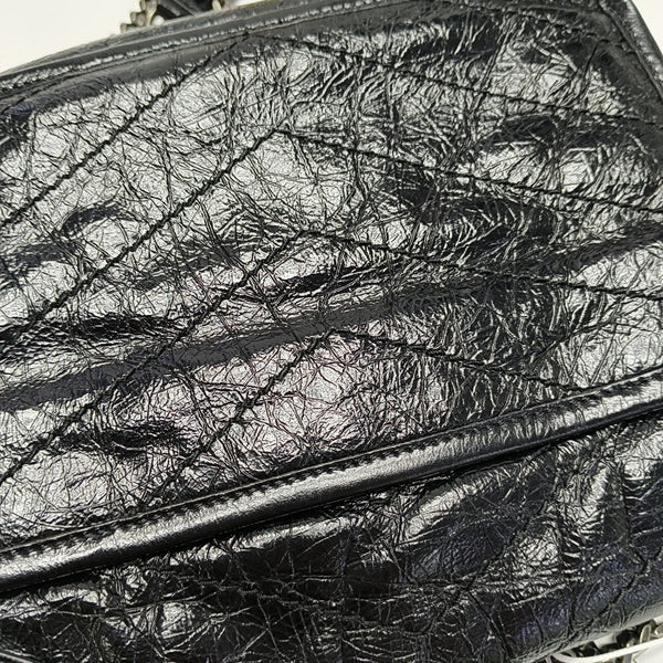 NIKI Small Chevron Calfskin Black