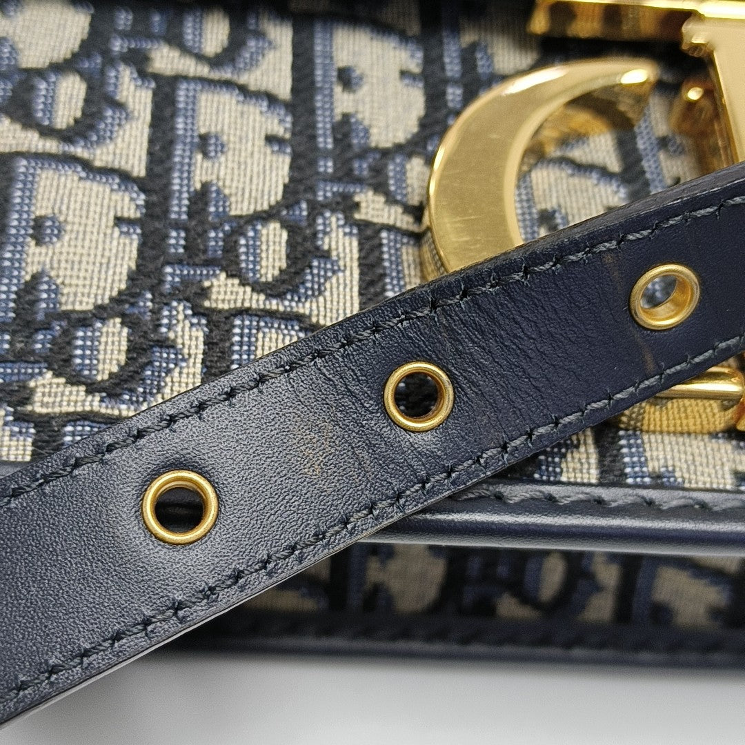 30 Montaigne Oblique Canvas Blue