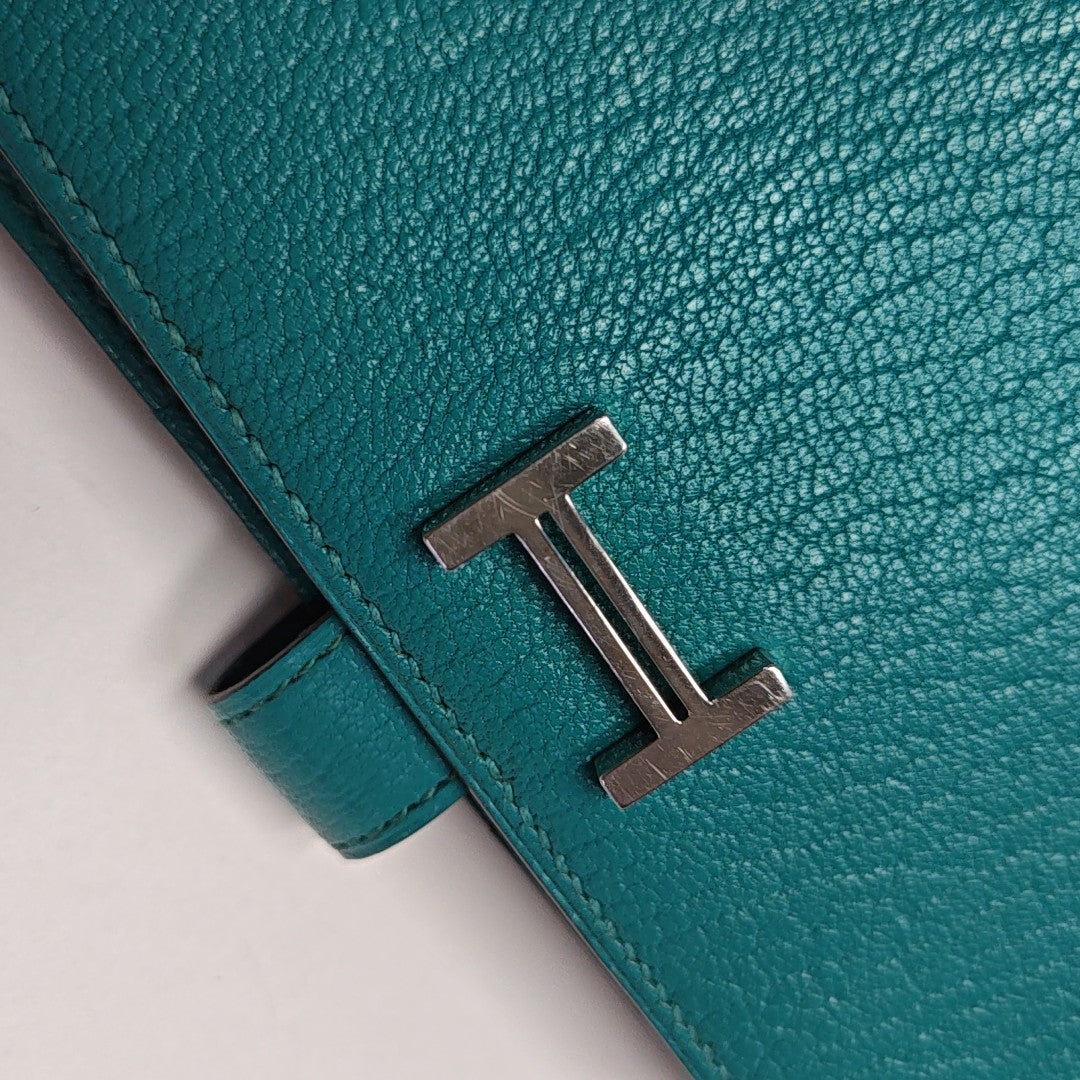 Bearn Chèvre Mysore Green Wallet