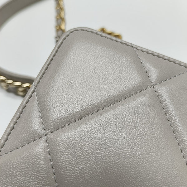 CHANEL 19 WOC Quilted Lambskin Gray