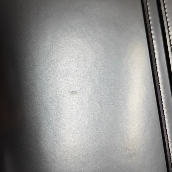 MANHATTAN Medium Calfskin Silver