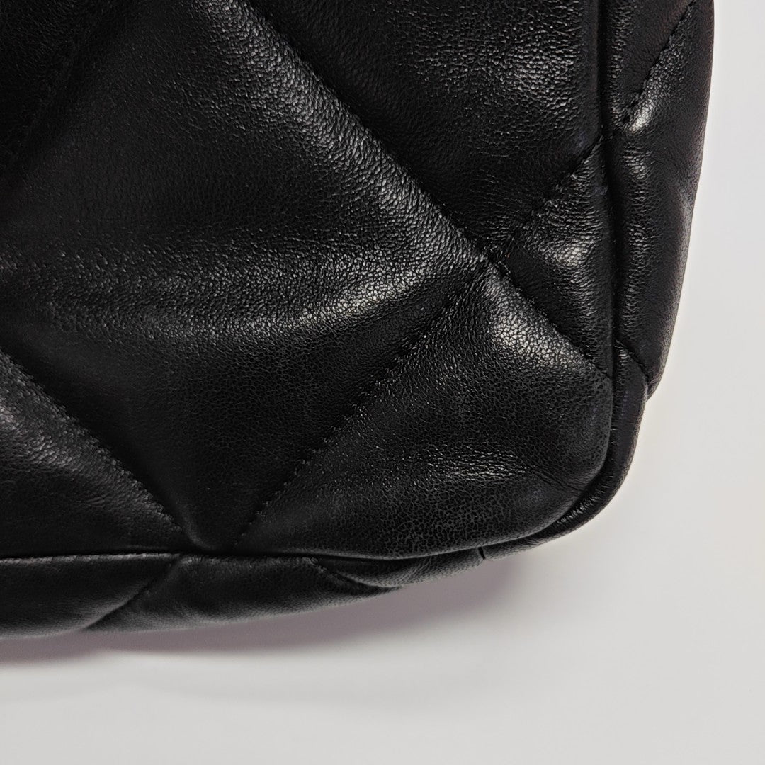 CHANEL 19 Small Quilted Lambskin Black