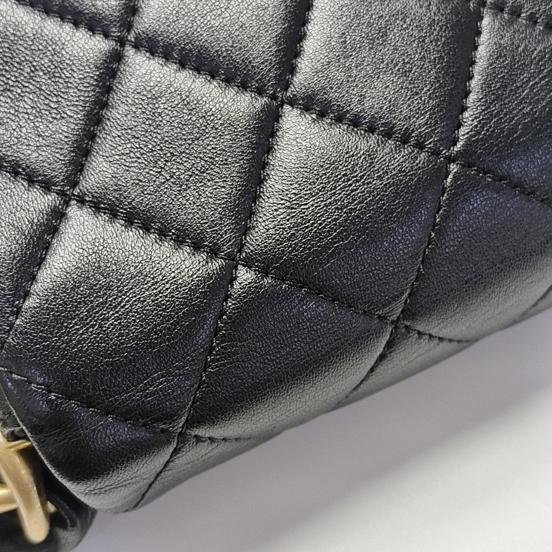 Quilted Lambskin Shoulder Bag Small Black