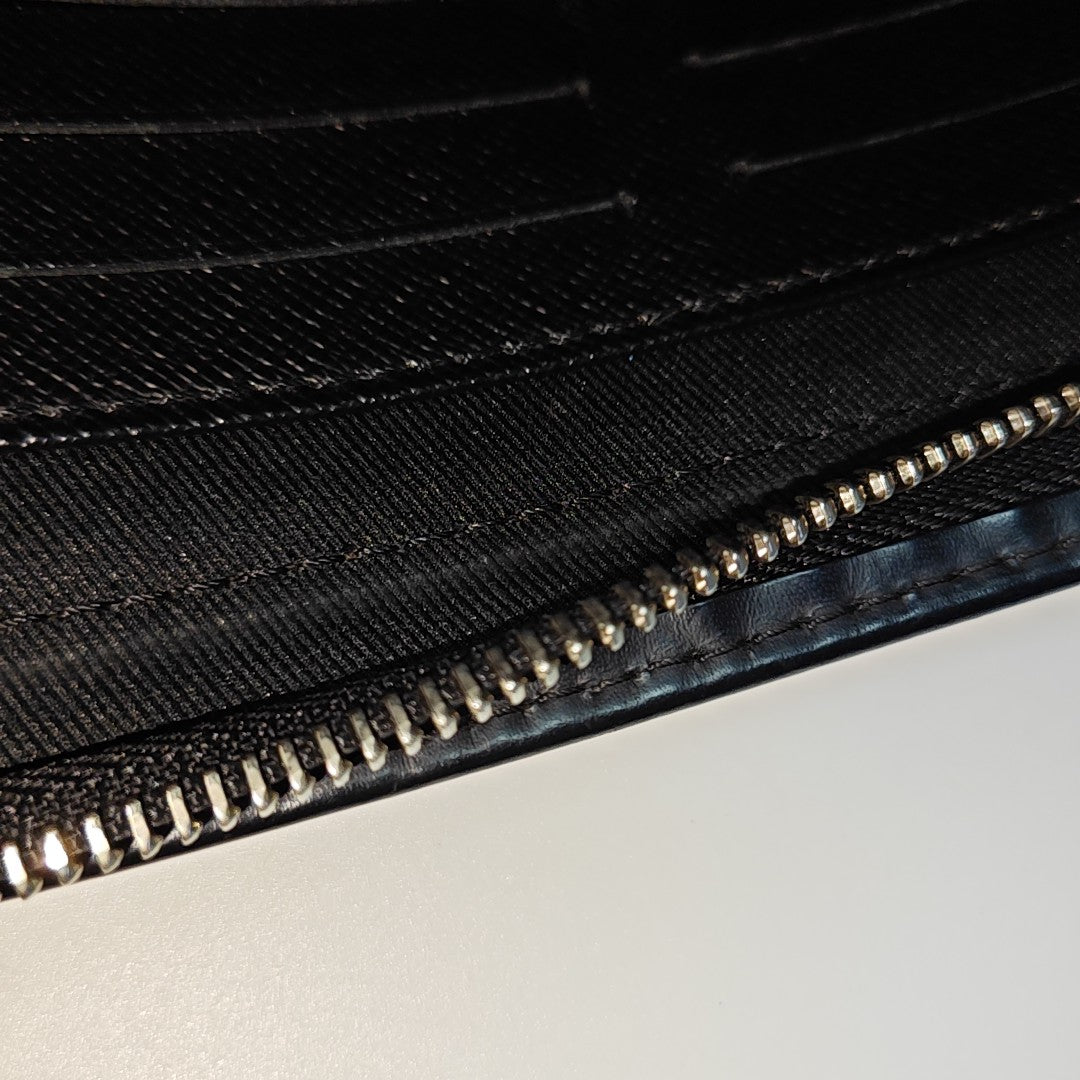 Pochette Voyag MM Damier Graphite Coated Canvas Gray